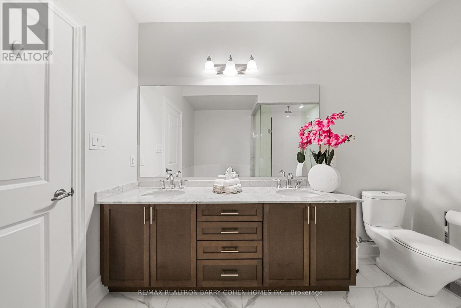 8 Heriot Place, Vaughan, Ontario  L6A 4Z6 - Photo 30 - N13258826