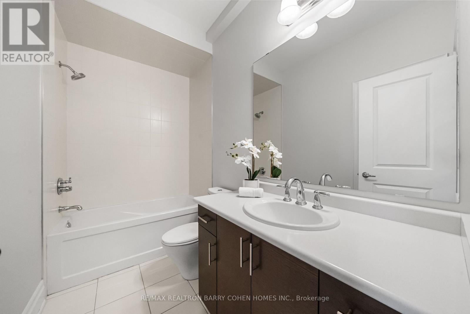 8 Heriot Place, Vaughan, Ontario  L6A 4Z6 - Photo 37 - N13258826