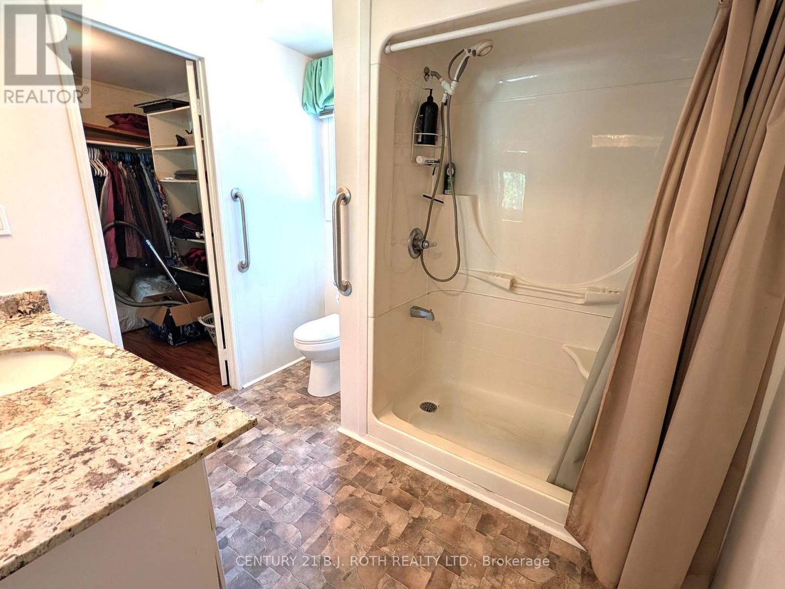 66 Linden Lane, Innisfil, Ontario  L9S 1P2 - Photo 16 - N13259408