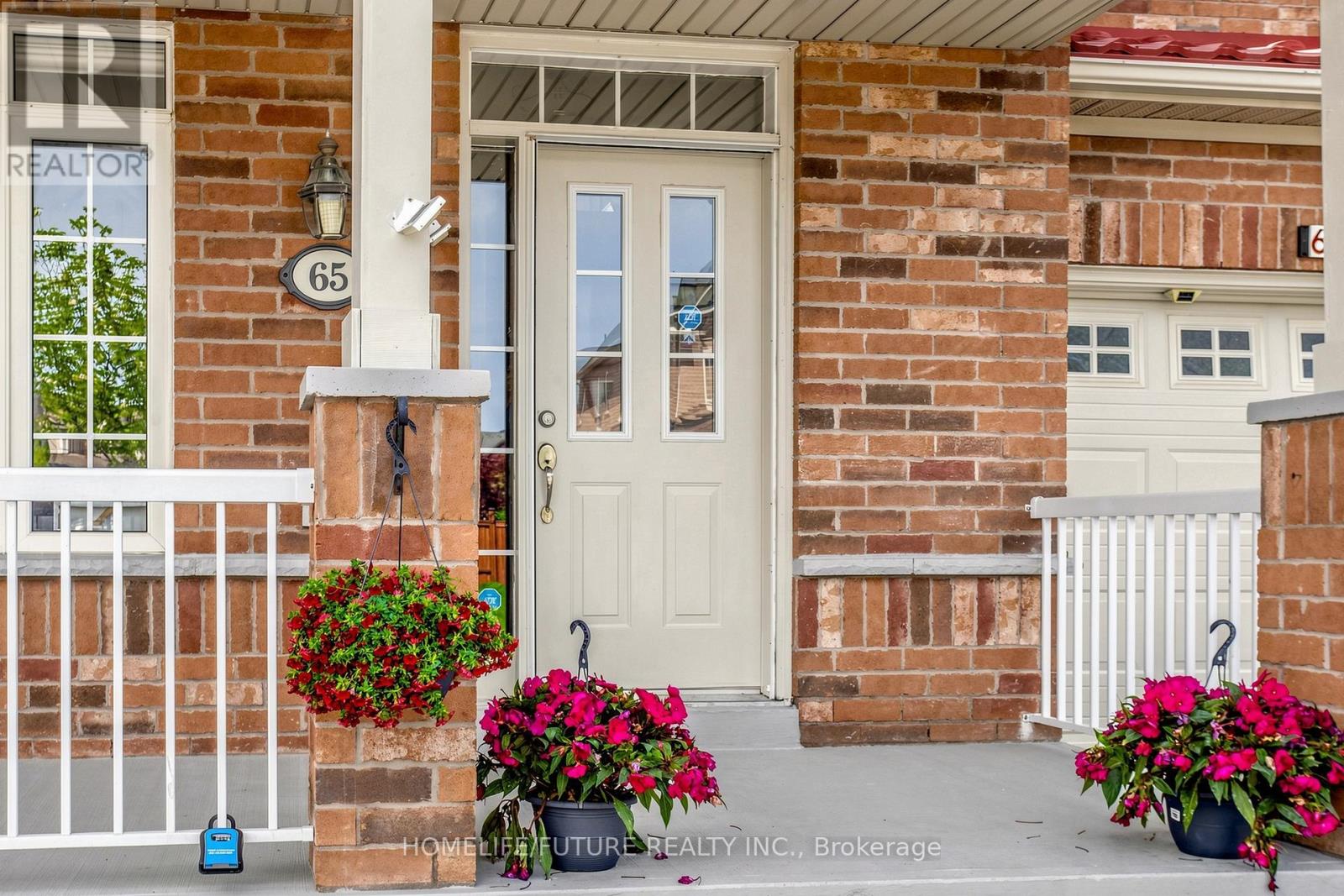 65 Maple Ridge Crescent, Markham, Ontario  L6E 1V2 - Photo 5 - N13259450