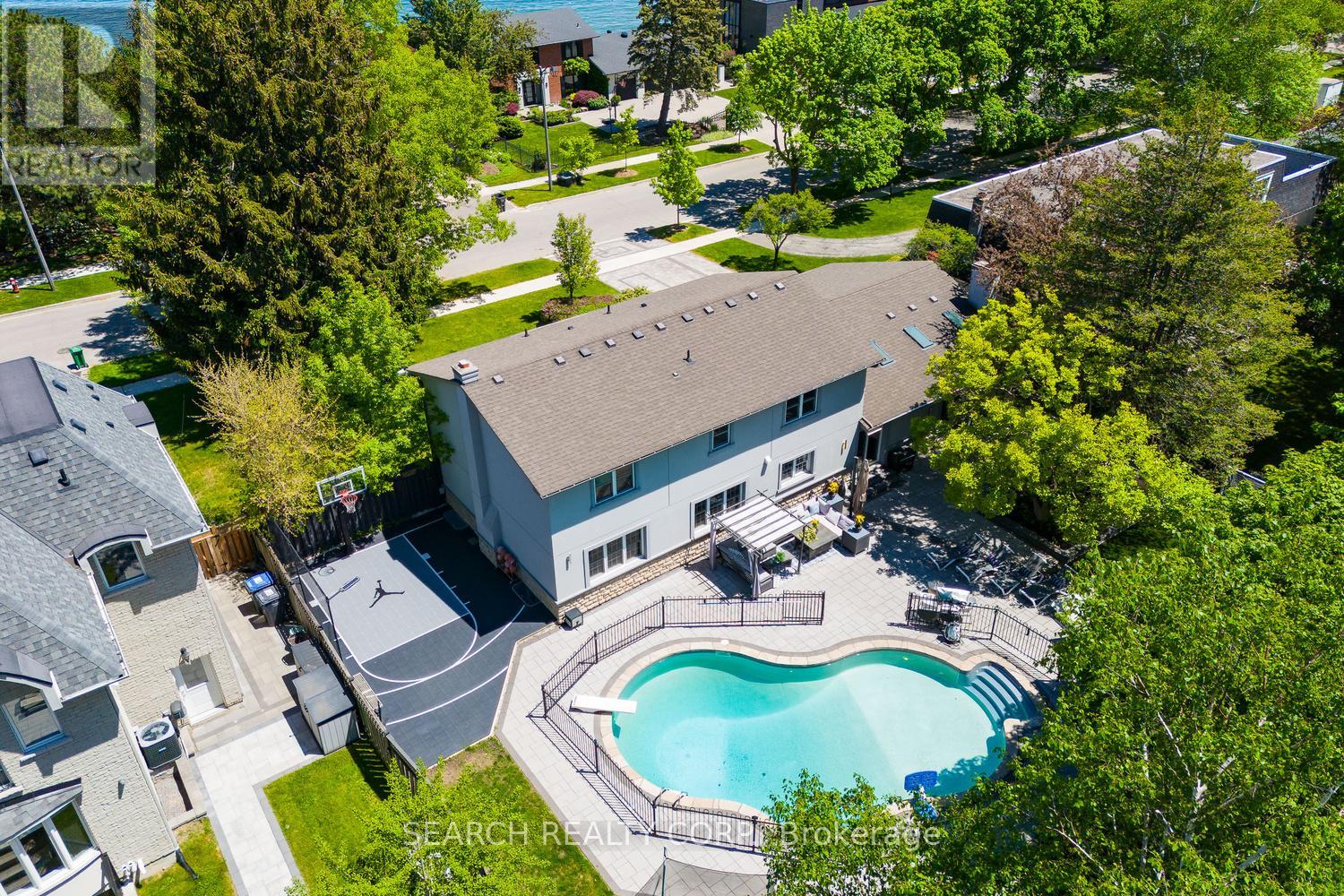1421 Watersedge Road, Mississauga, Ontario  L5J 1A3 - Photo 47 - W13238306