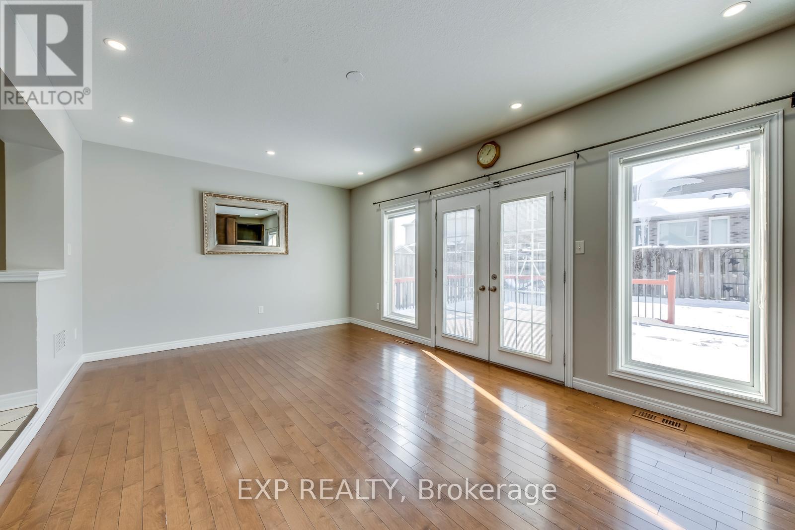 (Upper) - 11 Frankfurt Street W, Kitchener, Ontario  N2R 1T5 - Photo 9 - X13222668