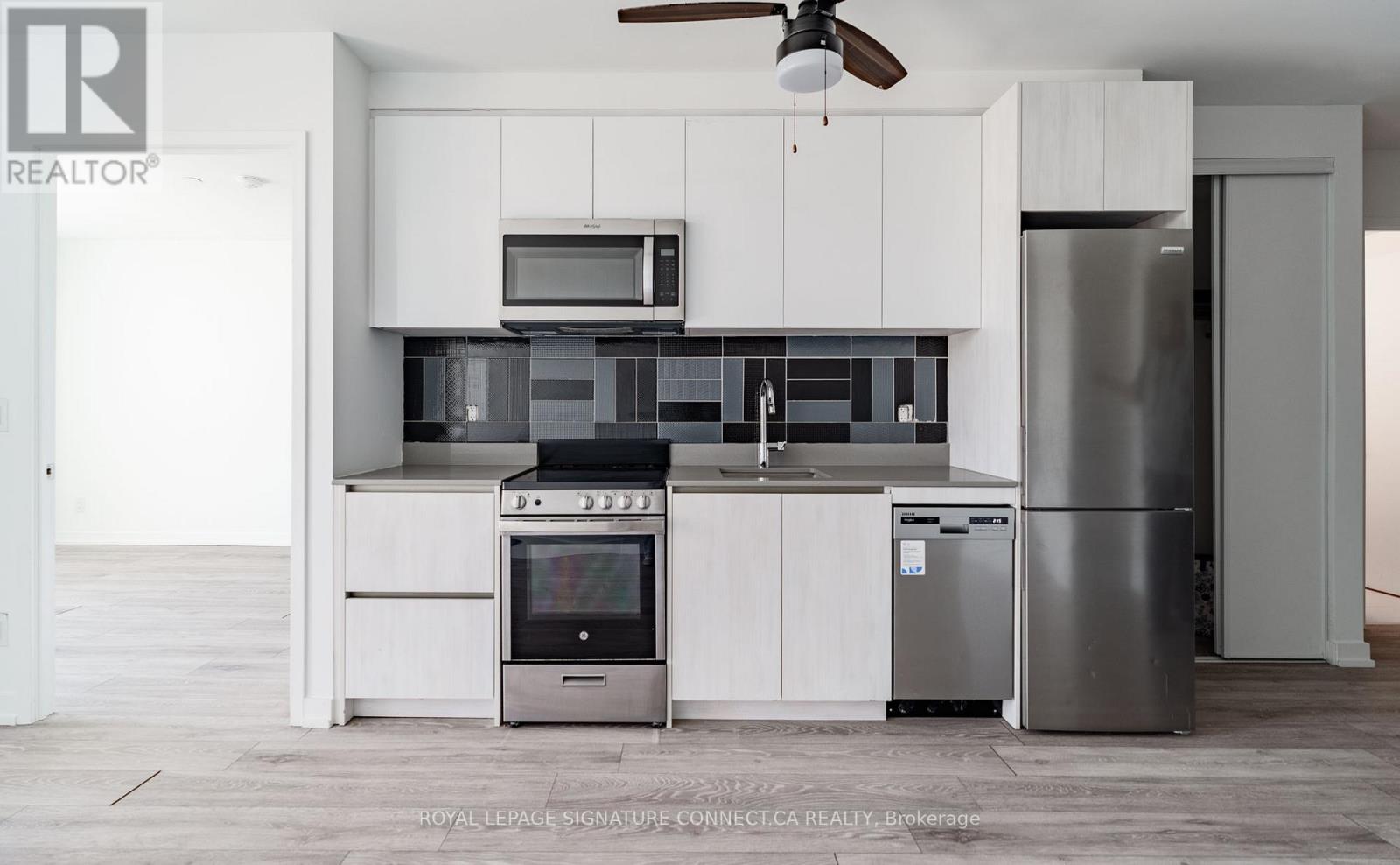 423 - 3100 Keele Street, Toronto, Ontario  M3M 0E1 - Photo 2 - W13258722
