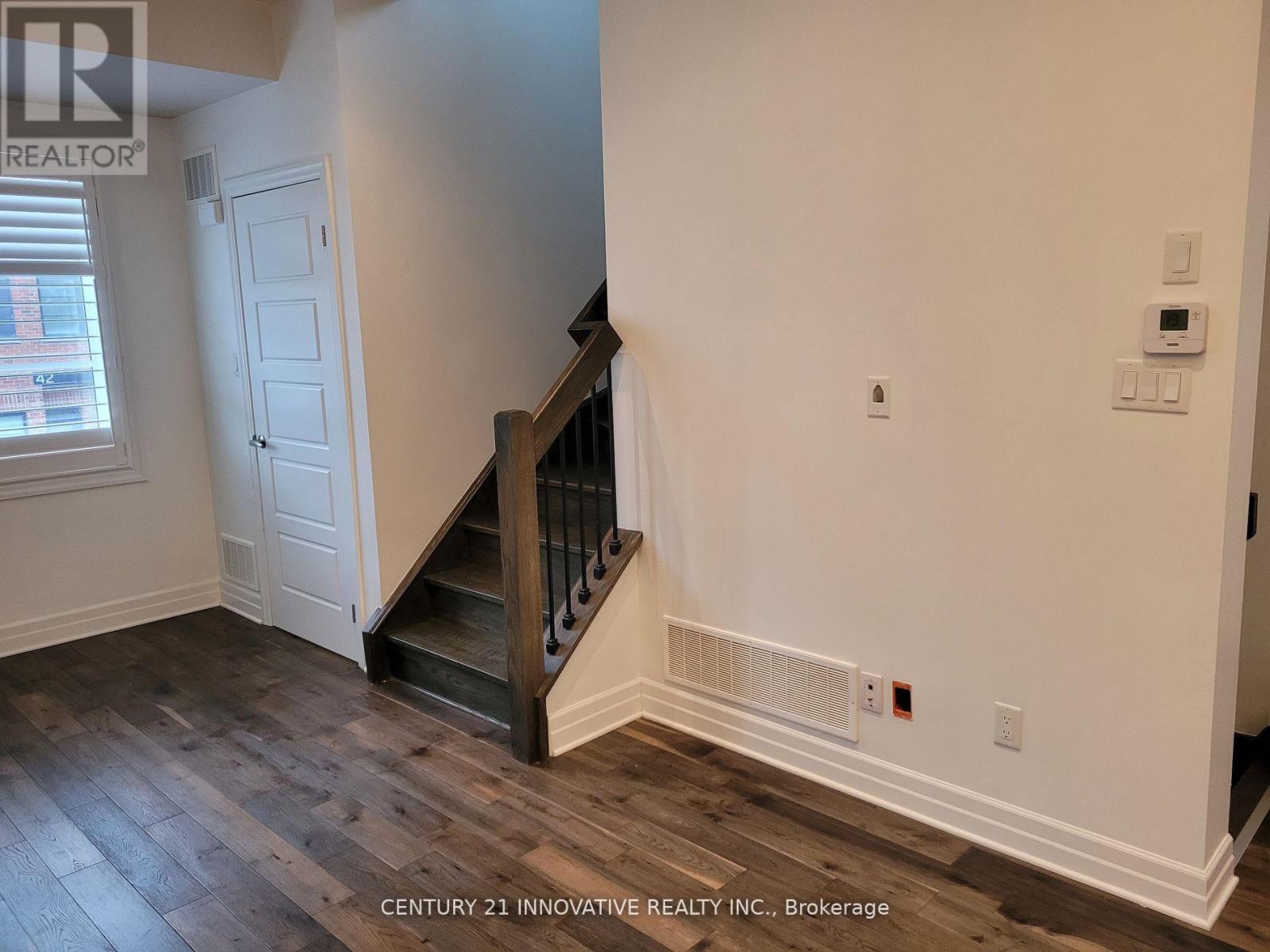 38 - 70 Plains Road, Burlington, Ontario  L7T 1E8 - Photo 4 - W13258890