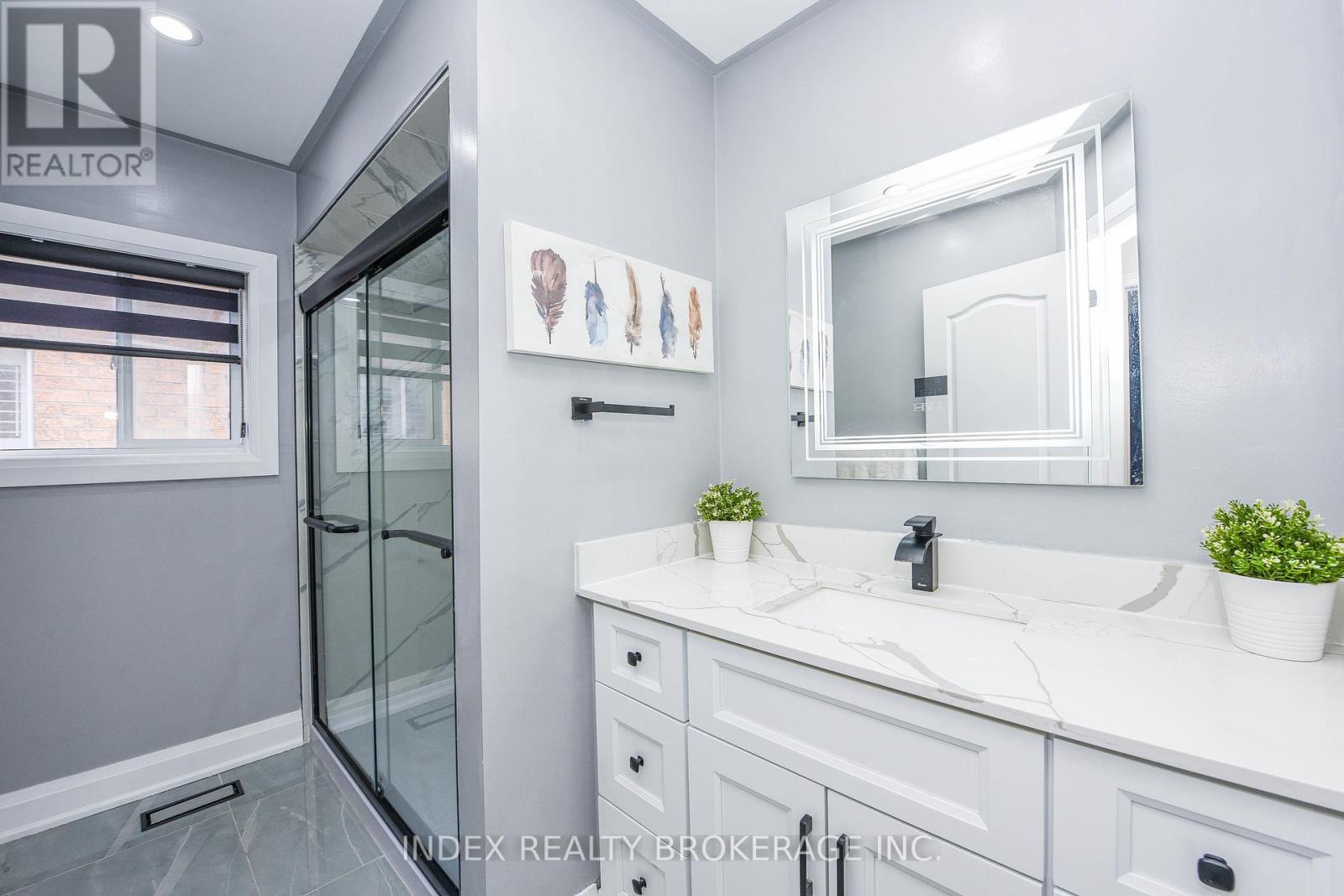 10 Leopard Gate, Brampton, Ontario  L6R 2E5 - Photo 23 - W13259338