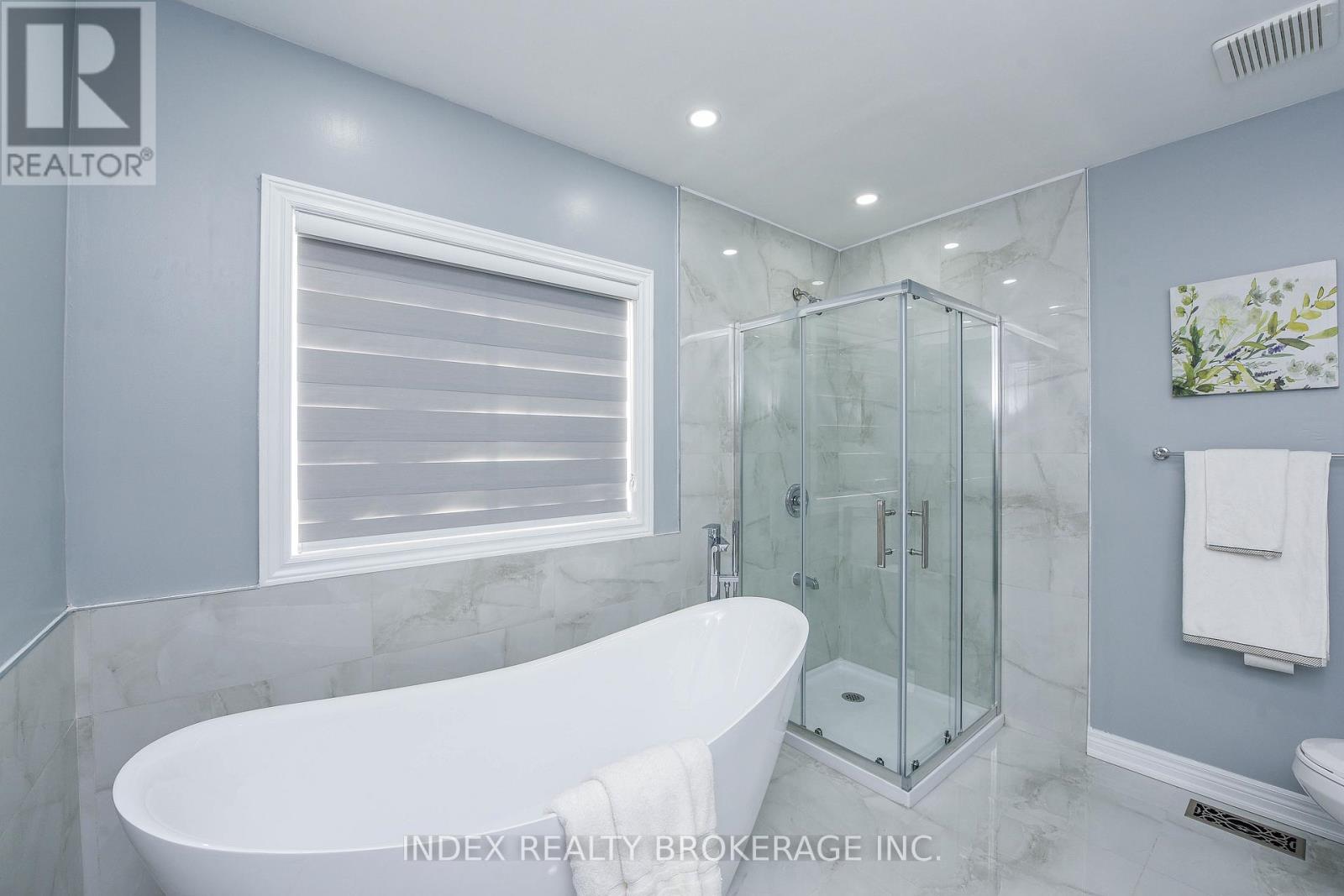 10 Leopard Gate, Brampton, Ontario  L6R 2E5 - Photo 32 - W13259338