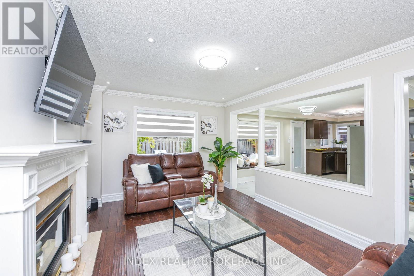 10 Leopard Gate, Brampton, Ontario  L6R 2E5 - Photo 9 - W13259338