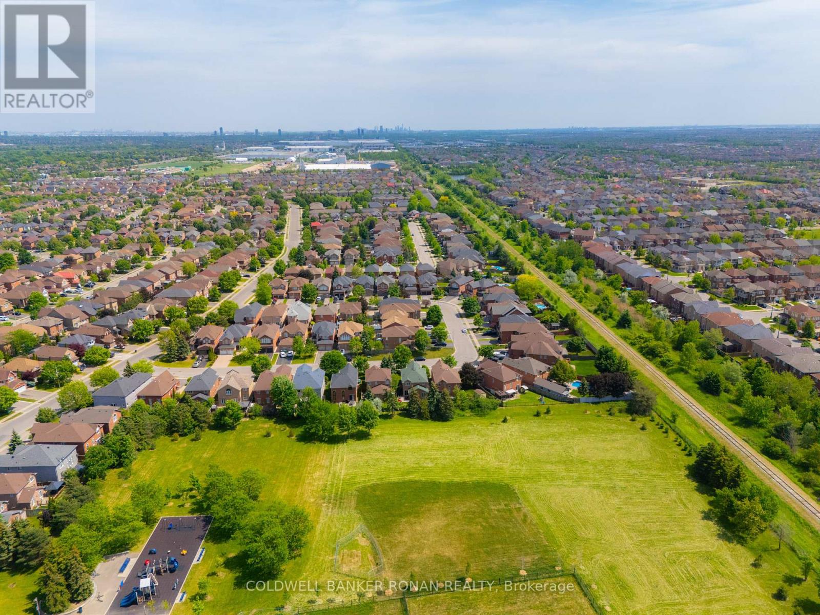 44 Baccarat Crescent, Brampton, Ontario  L7A 1K7 - Photo 8 - W13259470