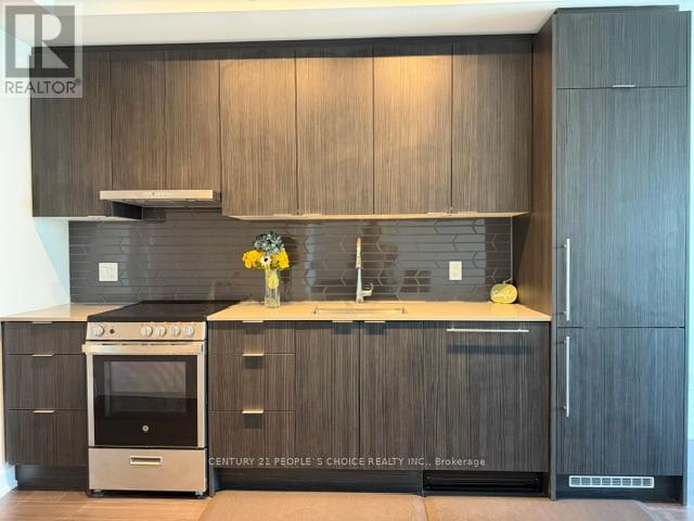 2105 - 430 Square One Drive, Mississauga, Ontario  L5B 0L6 - Photo 9 - W13260318