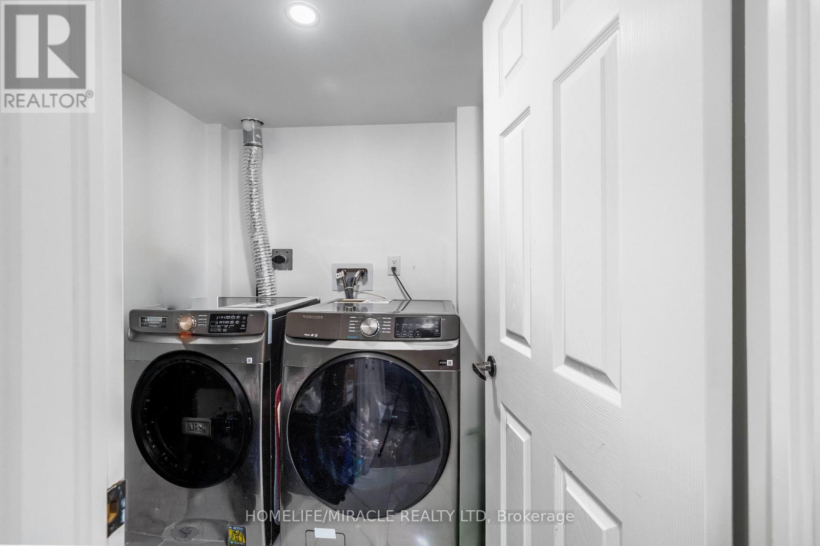 17 Baha Crescent, Brampton, Ontario  L7A 2J2 - Photo 14 - W13260780