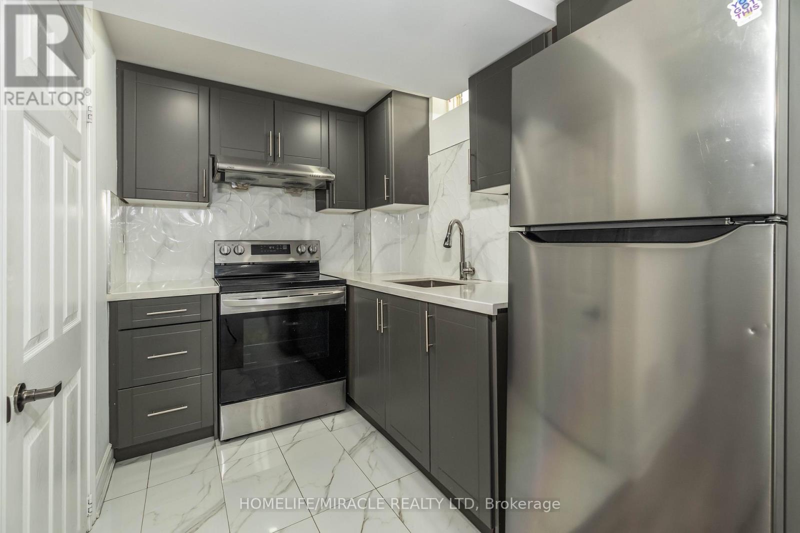 17 Baha Crescent, Brampton, Ontario  L7A 2J2 - Photo 31 - W13260780