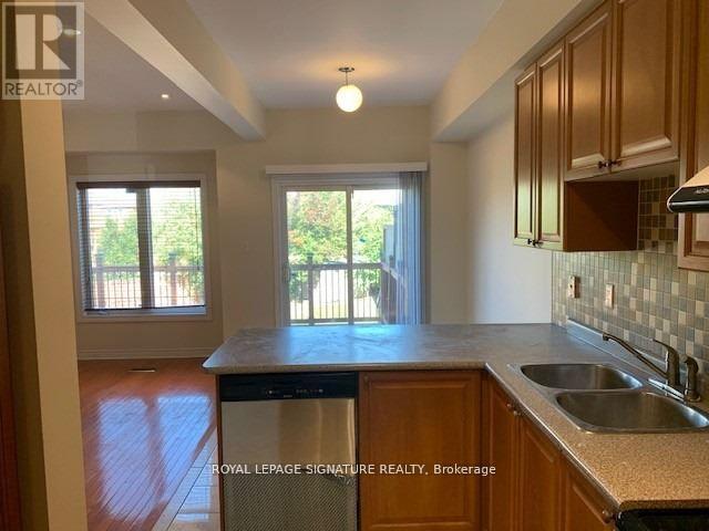 Upper Level - 248 Breton Avenue, Mississauga, Ontario  L4Z 4K3 - Photo 9 - W13261706