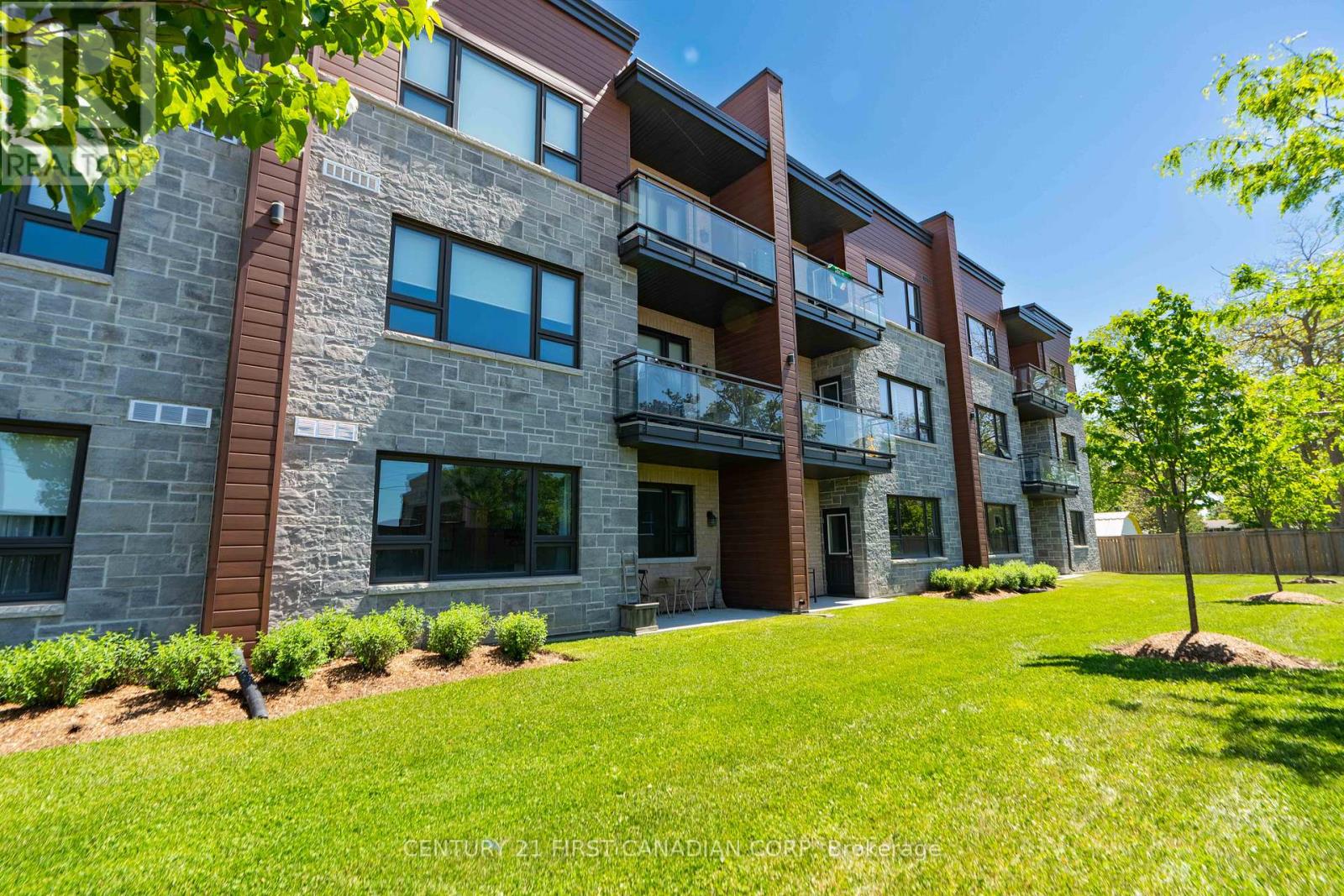 104 - 263 Butler Street, Lucan Biddulph, Ontario  N0M 2J0 - Photo 11 - X13265016
