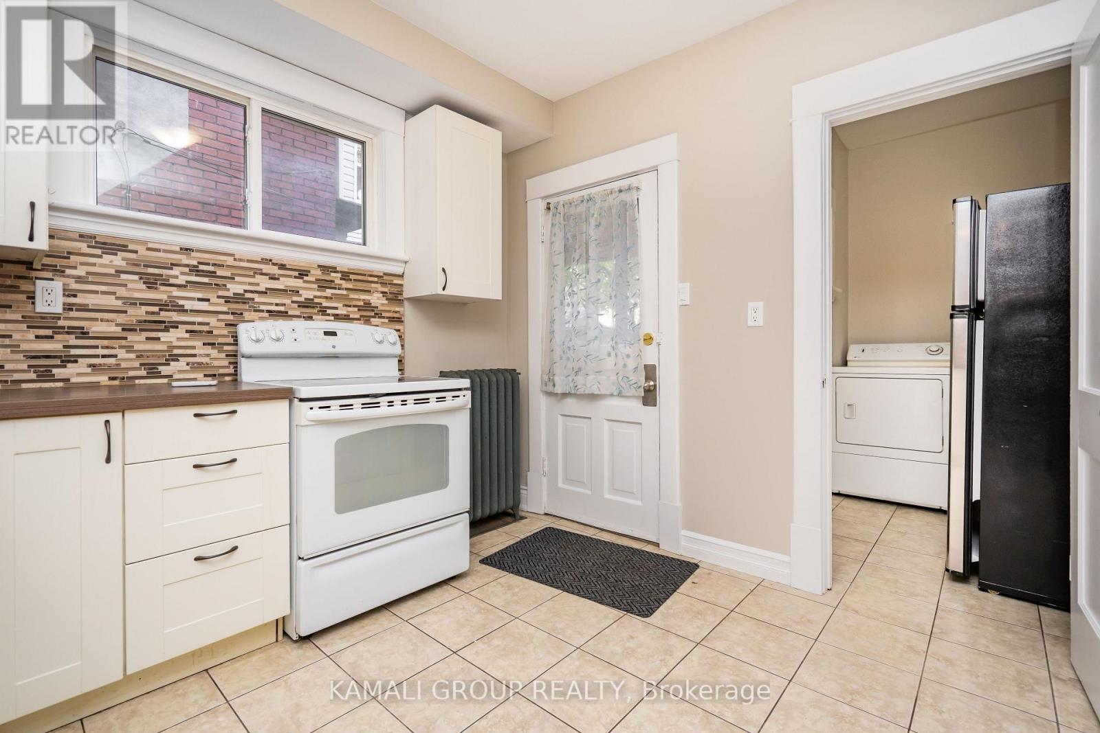 Main - 25 Spadina Avenue, Hamilton, Ontario  L8M 2W8 - Photo 5 - X13258720