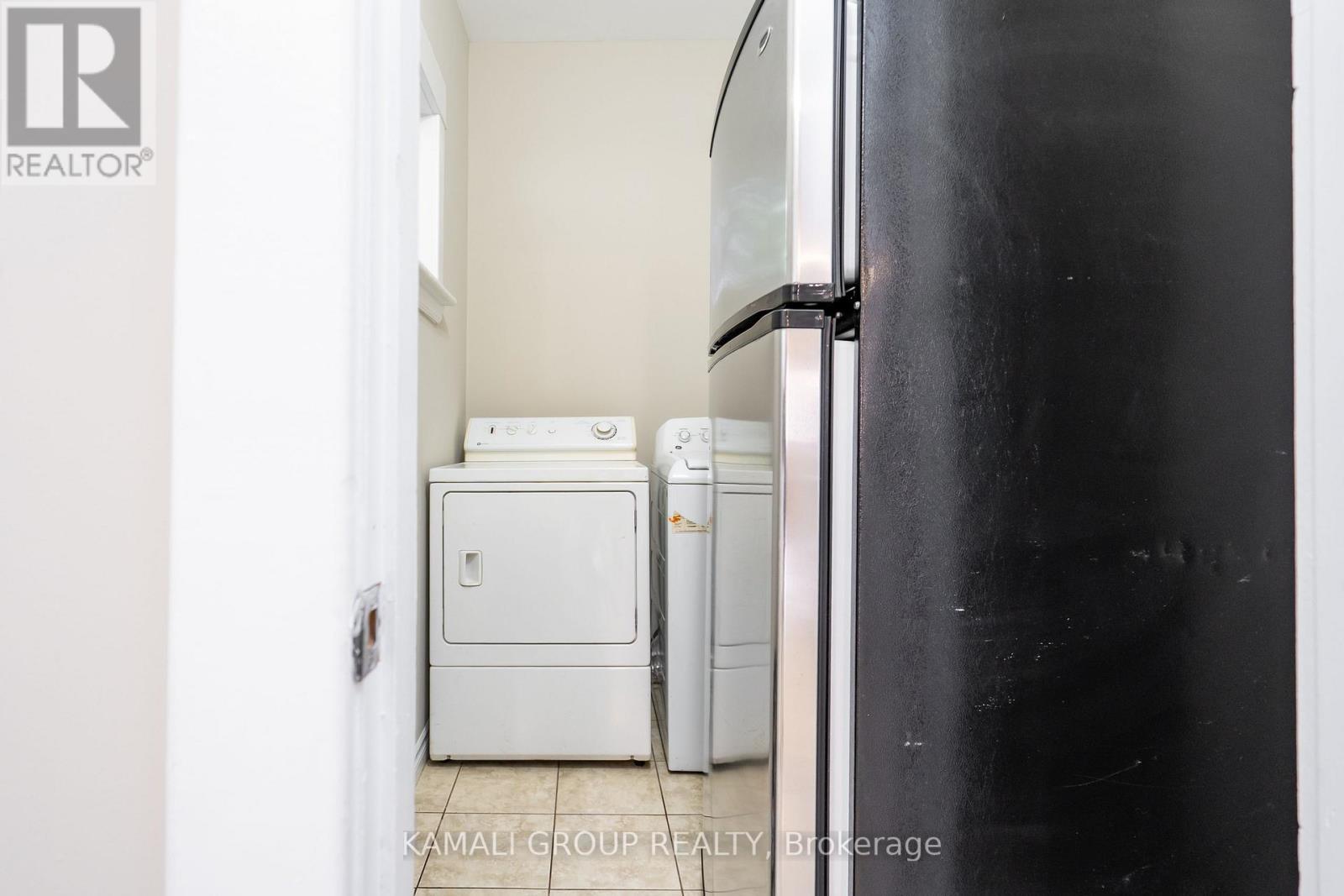 Main - 25 Spadina Avenue, Hamilton, Ontario  L8M 2W8 - Photo 9 - X13258720