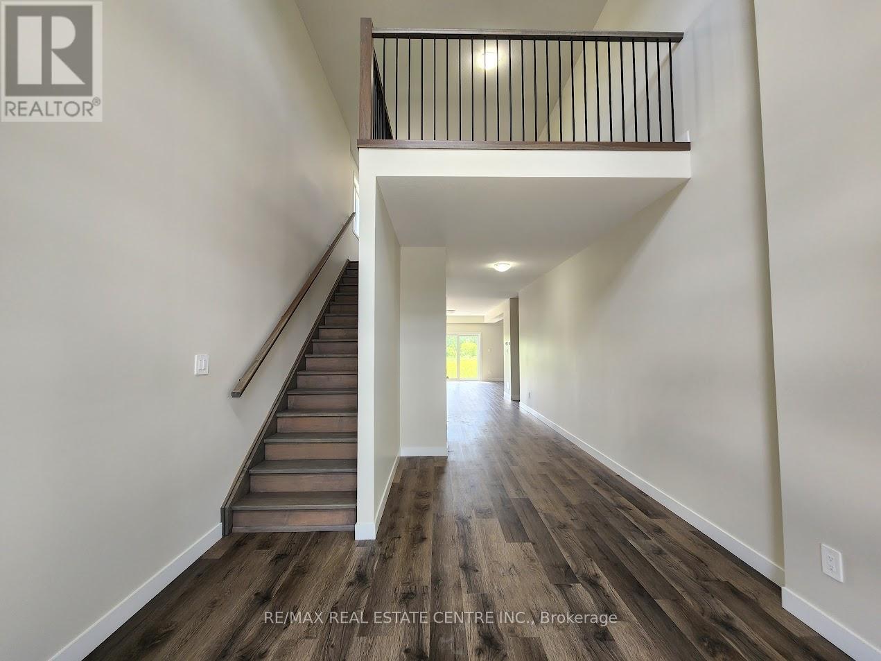 6837 Royal Magnolia Avenue, London South, Ontario  N6P 1H5 - Photo 2 - X13258940