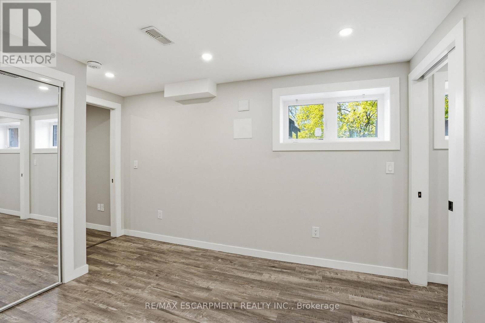 Lower Level - 43 Fleming Crescent, Haldimand, Ontario  N3W 0C3 - Photo 11 - X13259132