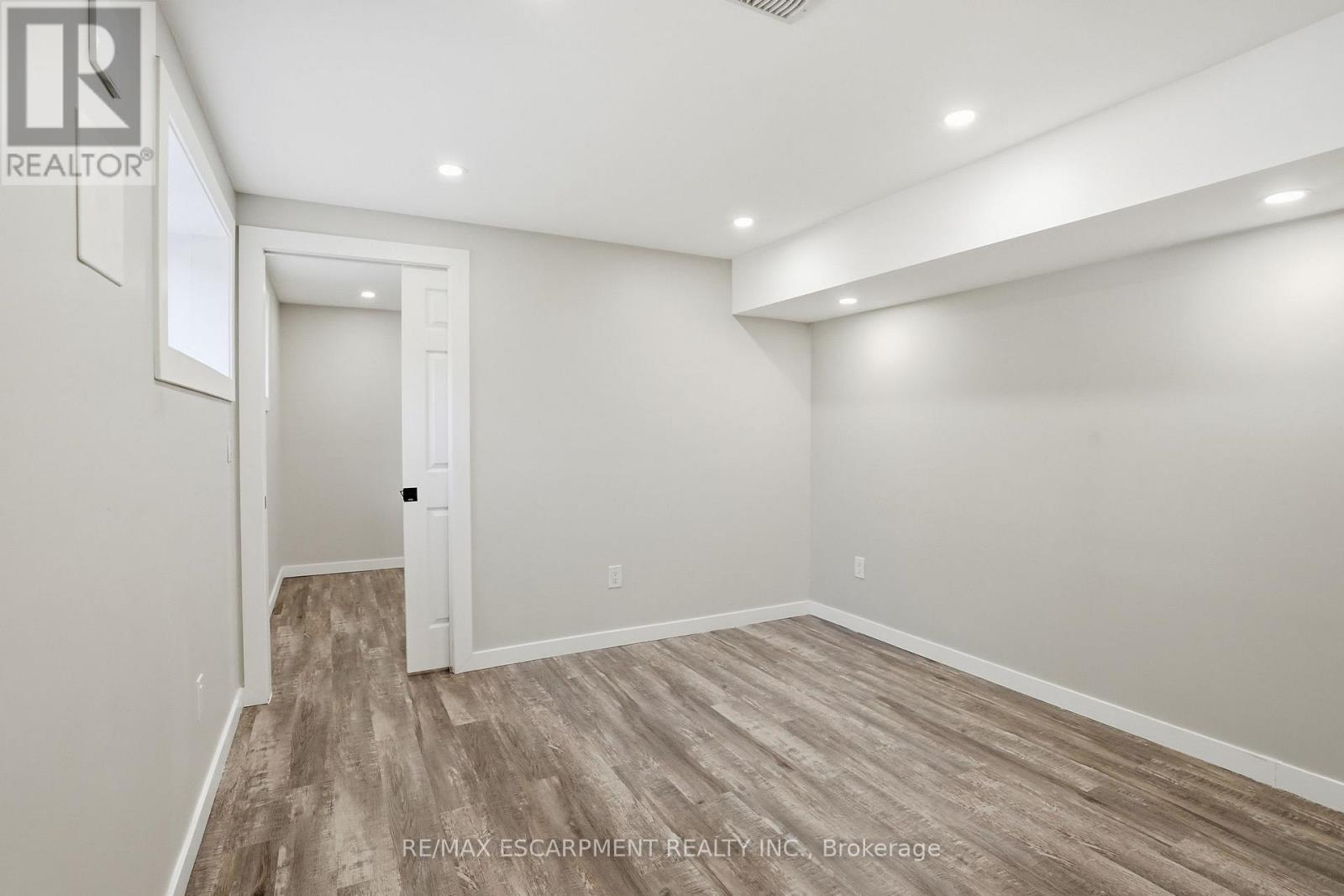 Lower Level - 43 Fleming Crescent, Haldimand, Ontario  N3W 0C3 - Photo 12 - X13259132