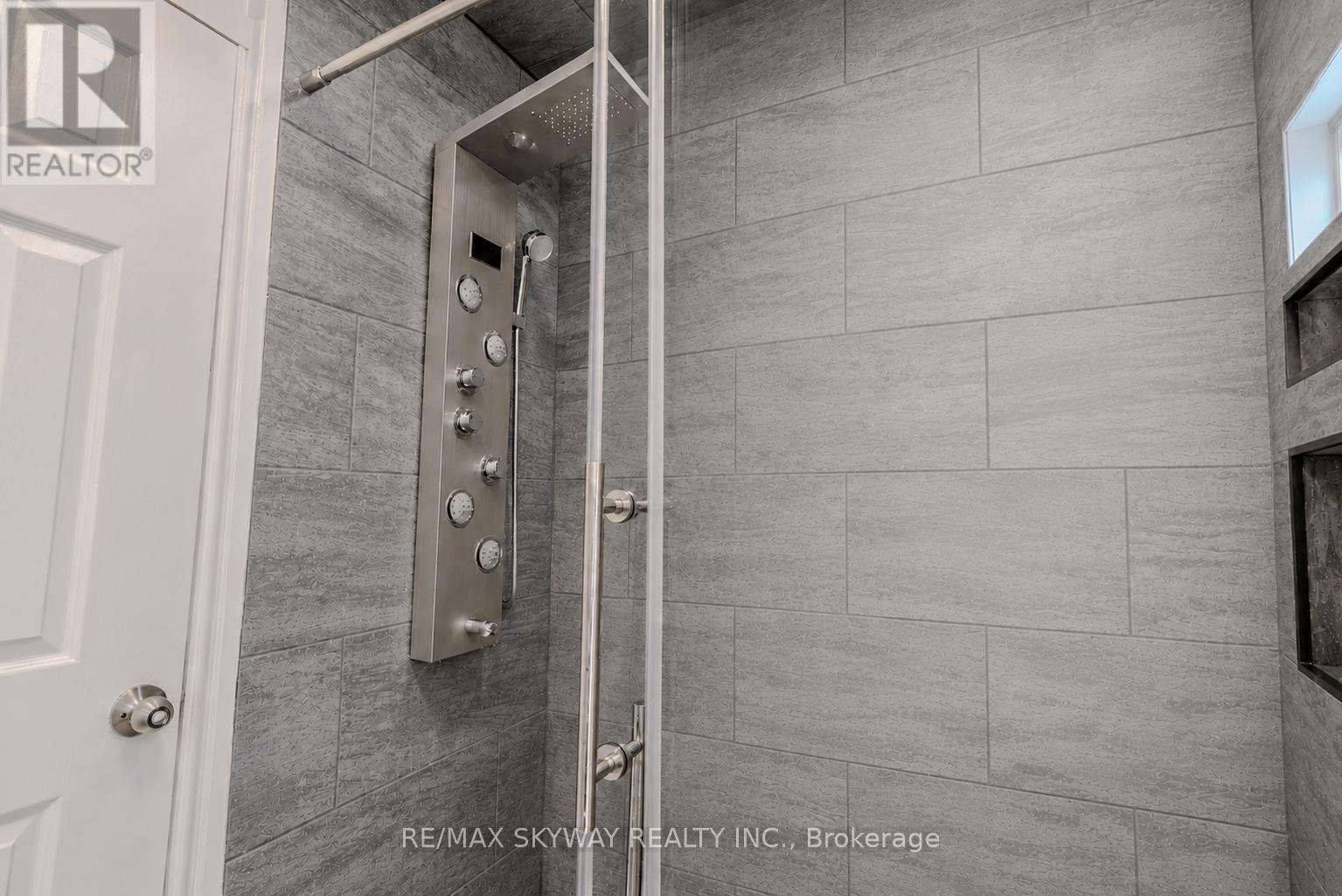 5328 Houck Drive, Niagara Falls, Ontario  L2E 1S1 - Photo 19 - X13259420