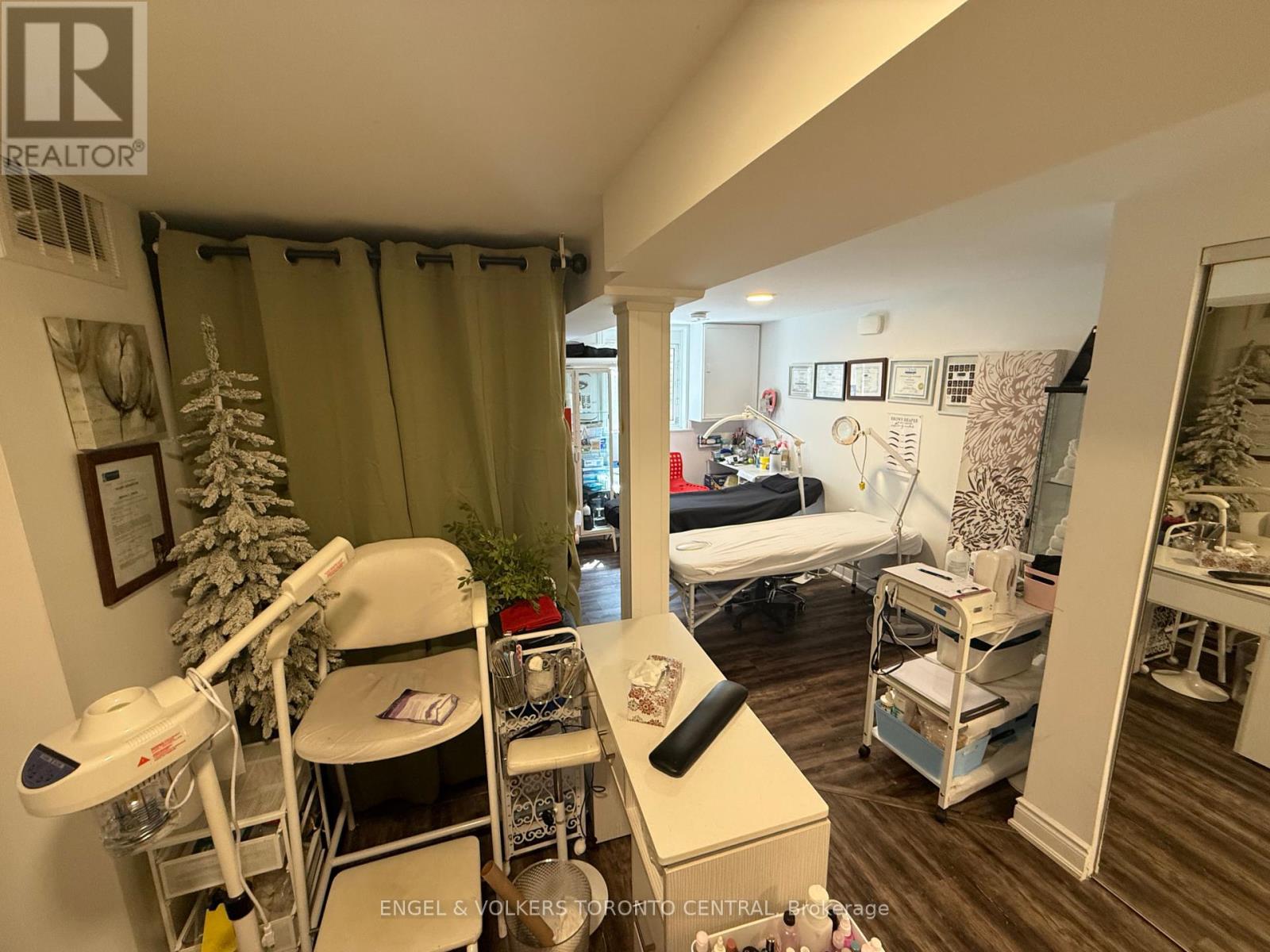 687 College Avenue W, Guelph, Ontario  N1G 2Y2 - Photo 27 - X13260144