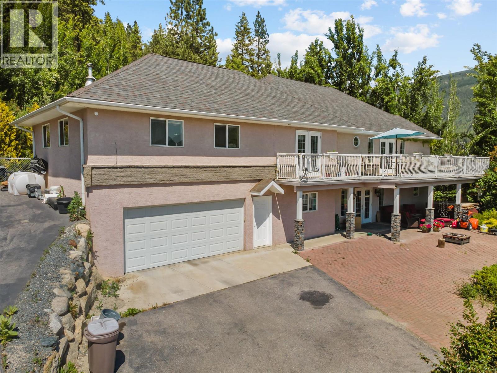 1062 Westview Road, Creston, British Columbia V0B 2N2 - Photo 2 - 10389339