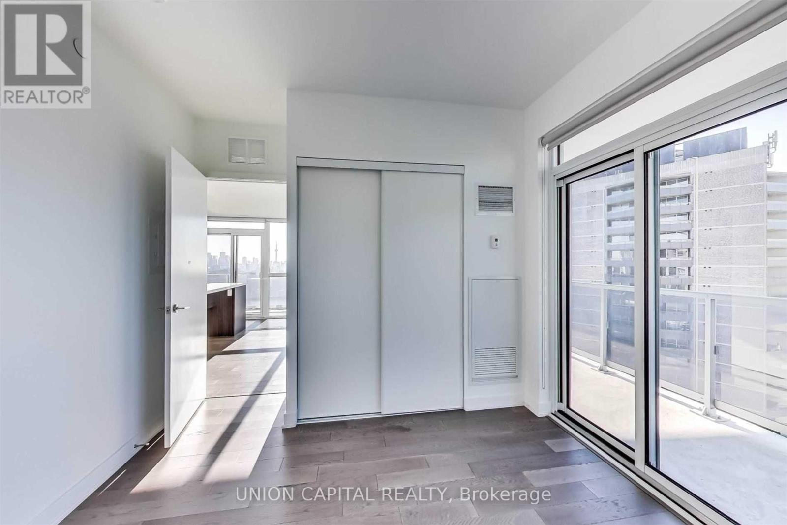 1507 - 501 St Clair Avenue W, Toronto, Ontario  M5P 0A2 - Photo 23 - C13263592