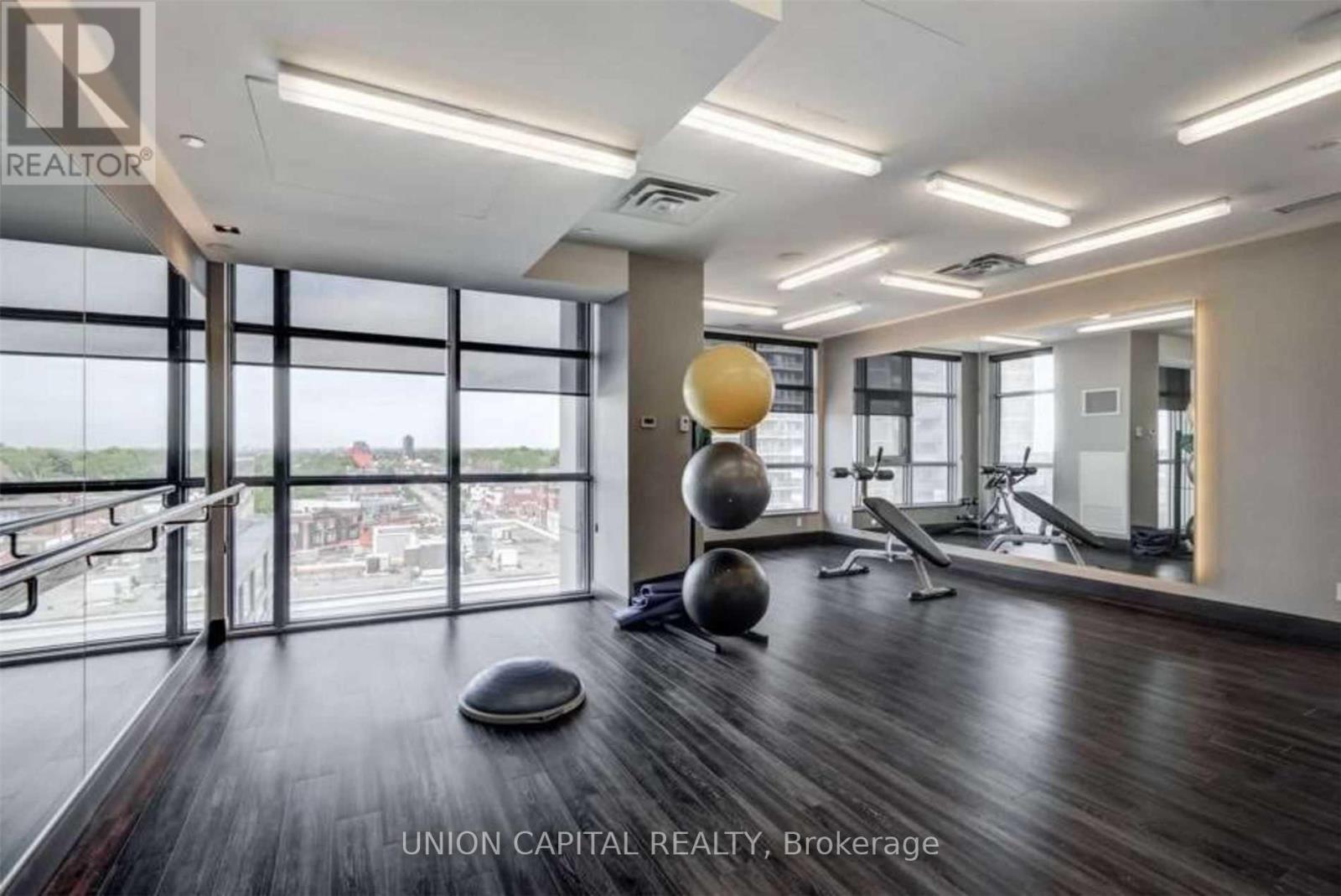 1507 - 501 St Clair Avenue W, Toronto, Ontario  M5P 0A2 - Photo 34 - C13263592
