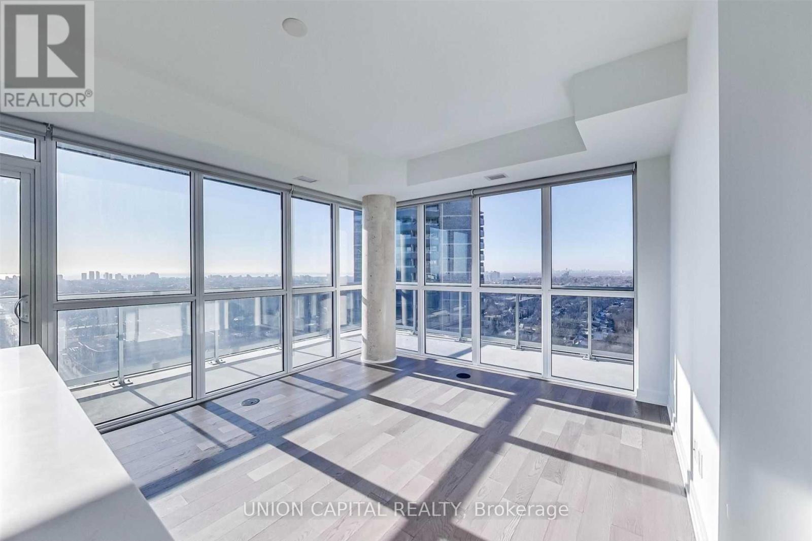 1507 - 501 St Clair Avenue W, Toronto, Ontario  M5P 0A2 - Photo 9 - C13263592