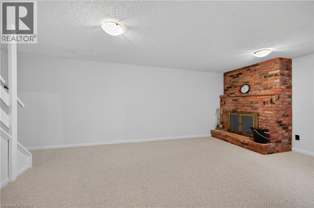 1011 White Oak Drive Unit# 20, Burlington, Ontario  L7T 2L3 - Photo 32 - 40837327