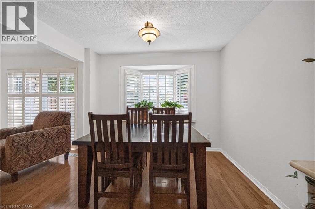 1011 White Oak Drive Unit# 20, Burlington, Ontario  L7T 2L3 - Photo 8 - 40837327