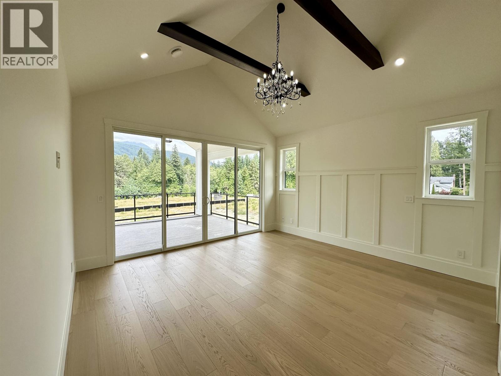 1203 Castle Road, Gibsons, British Columbia  V0N 1V5 - Photo 18 - R3132900