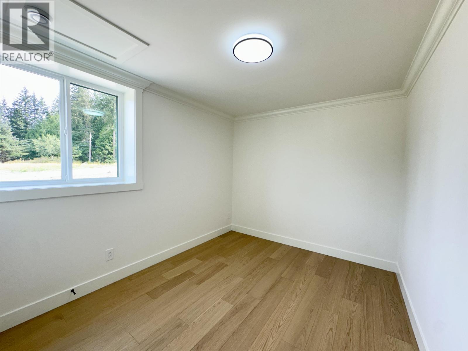 1203 Castle Road, Gibsons, British Columbia  V0N 1V5 - Photo 32 - R3132900