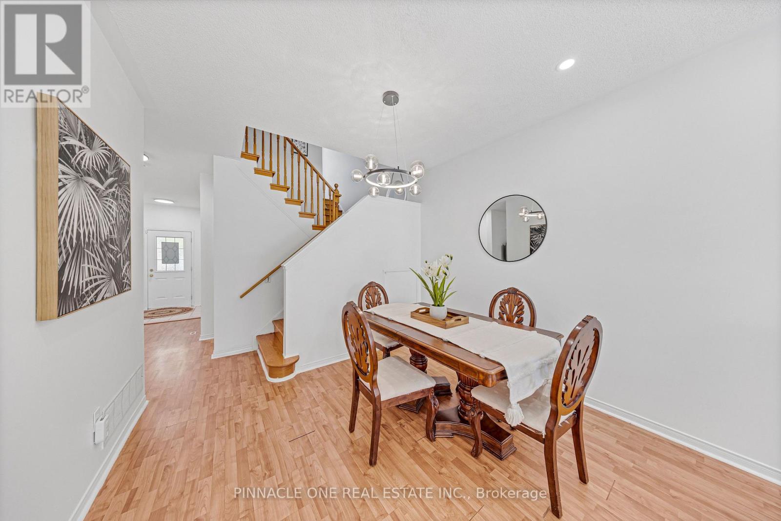 81 Carrera Boulevard, Toronto, Ontario  M1P 5C4 - Photo 15 - E13263498