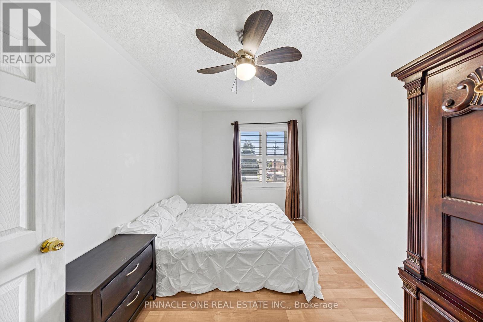 81 Carrera Boulevard, Toronto, Ontario  M1P 5C4 - Photo 28 - E13263498