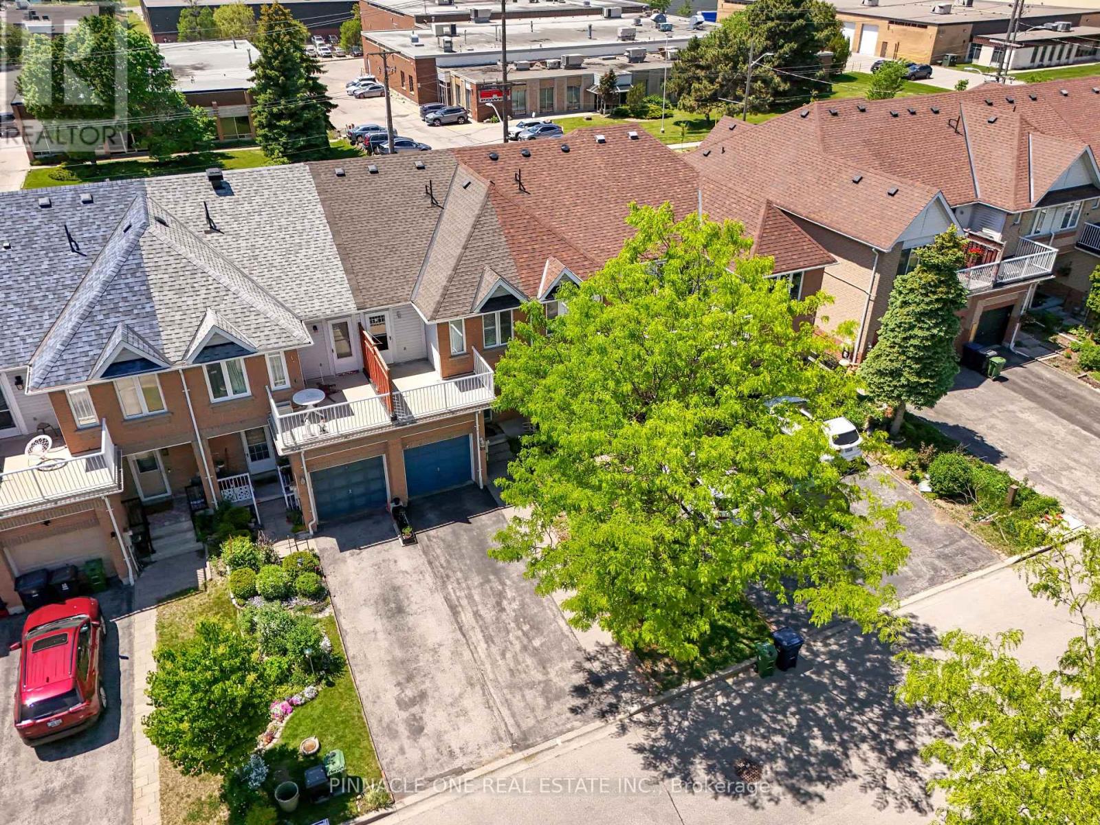 81 Carrera Boulevard, Toronto, Ontario  M1P 5C4 - Photo 35 - E13263498