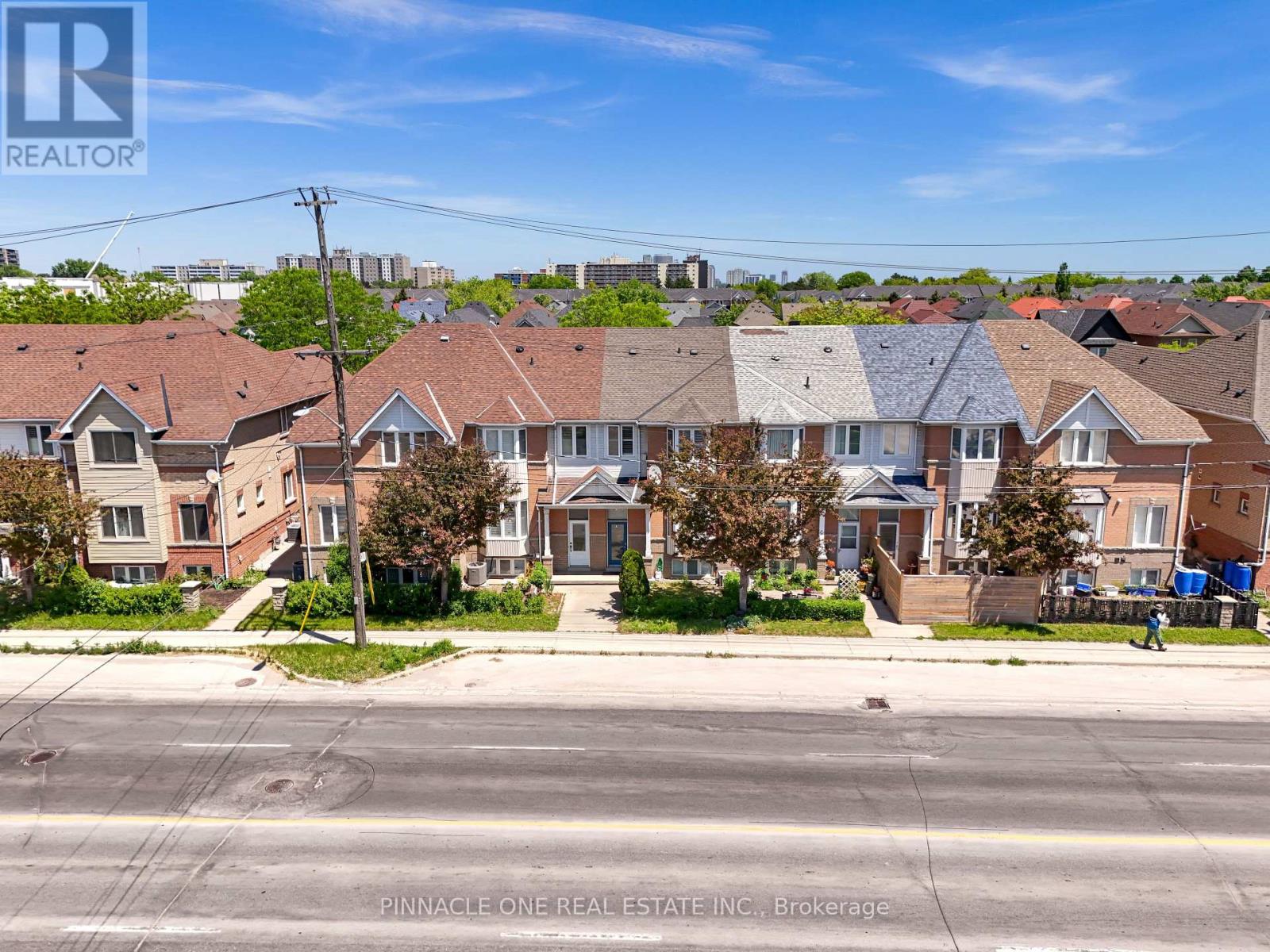 81 Carrera Boulevard, Toronto, Ontario  M1P 5C4 - Photo 38 - E13263498