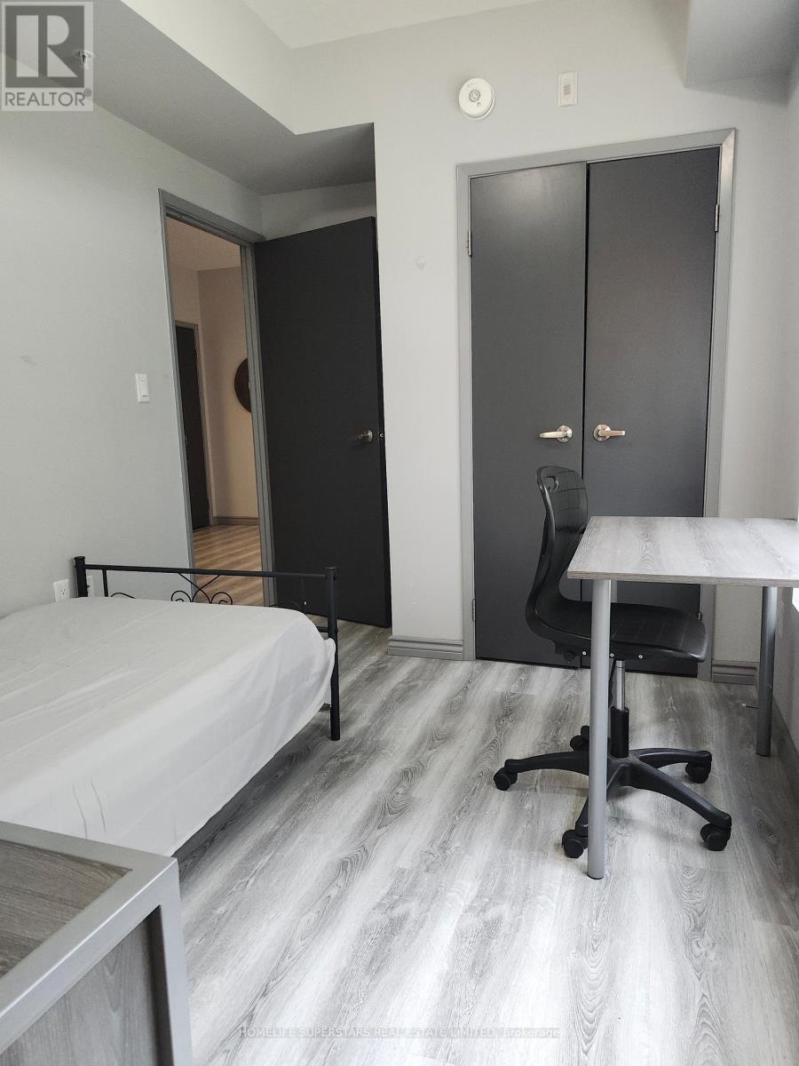 H 207 - 275 Larch Street, Waterloo, Ontario  N2L 3R2 - Photo 14 - X13027786