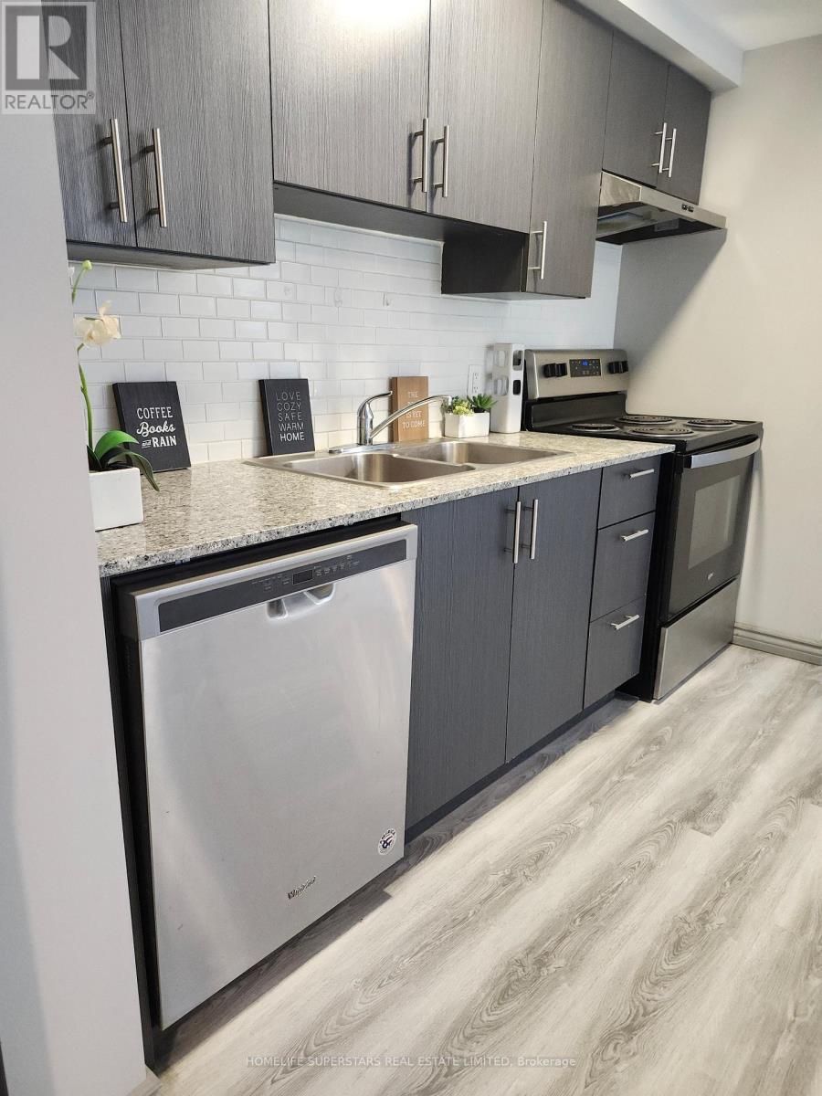 H 207 - 275 Larch Street, Waterloo, Ontario  N2L 3R2 - Photo 11 - X13027786