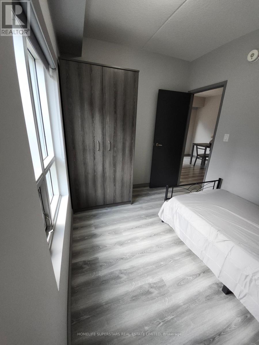H 207 - 275 Larch Street, Waterloo, Ontario  N2L 3R2 - Photo 23 - X13027786