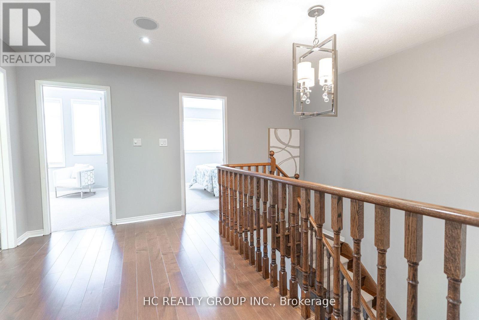 215 Armstrong Crescent W, Bradford West Gwillimbury, Ontario  L3Z 0L4 - Photo 18 - N13264620