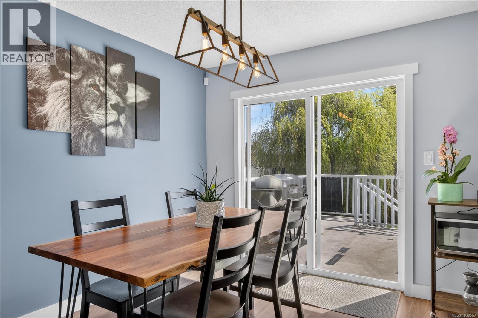 1130 21st St, Courtenay, British Columbia  V9N 2B8 - Photo 6 - 1039563