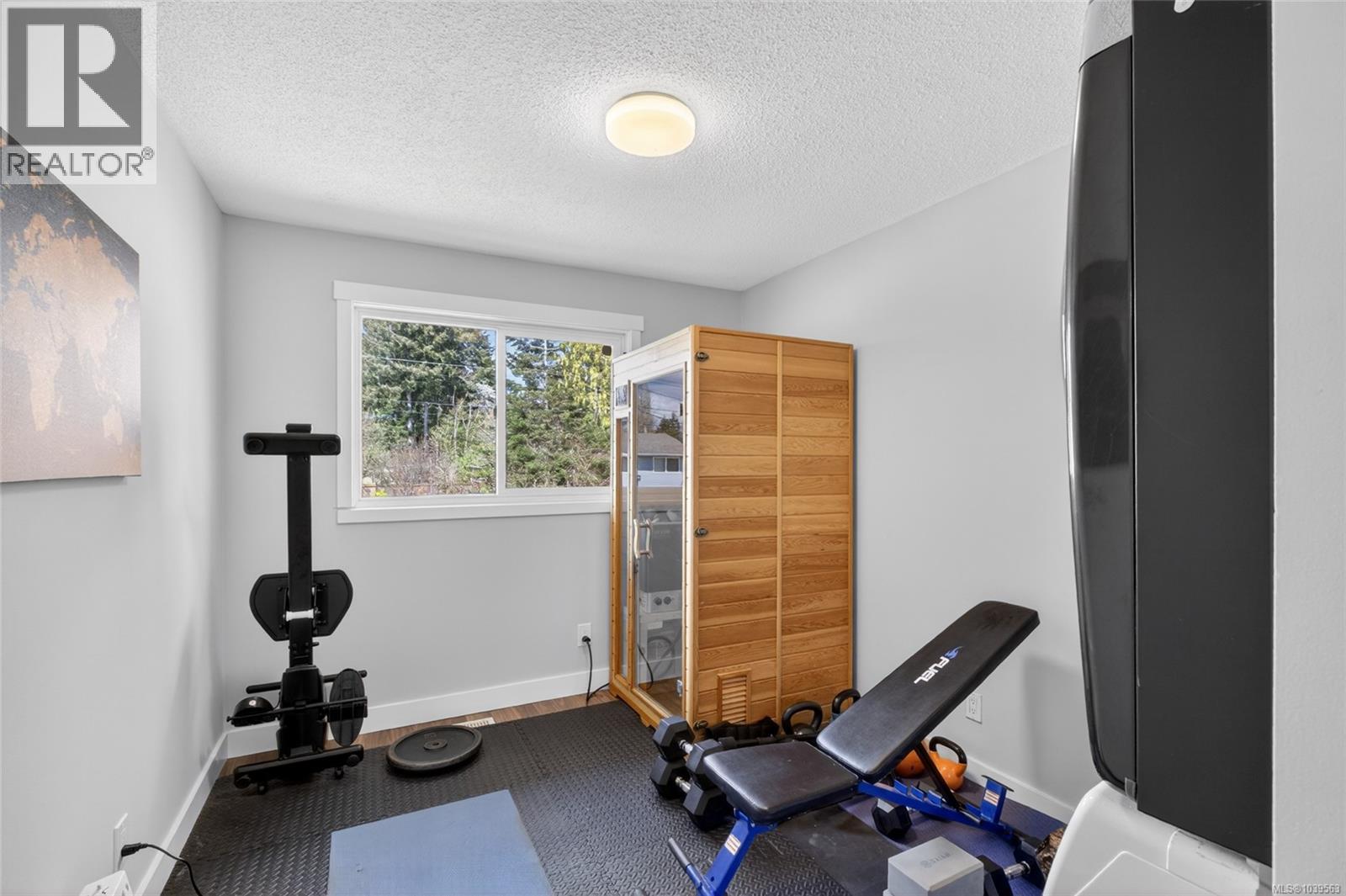 1130 21st St, Courtenay, British Columbia  V9N 2B8 - Photo 11 - 1039563