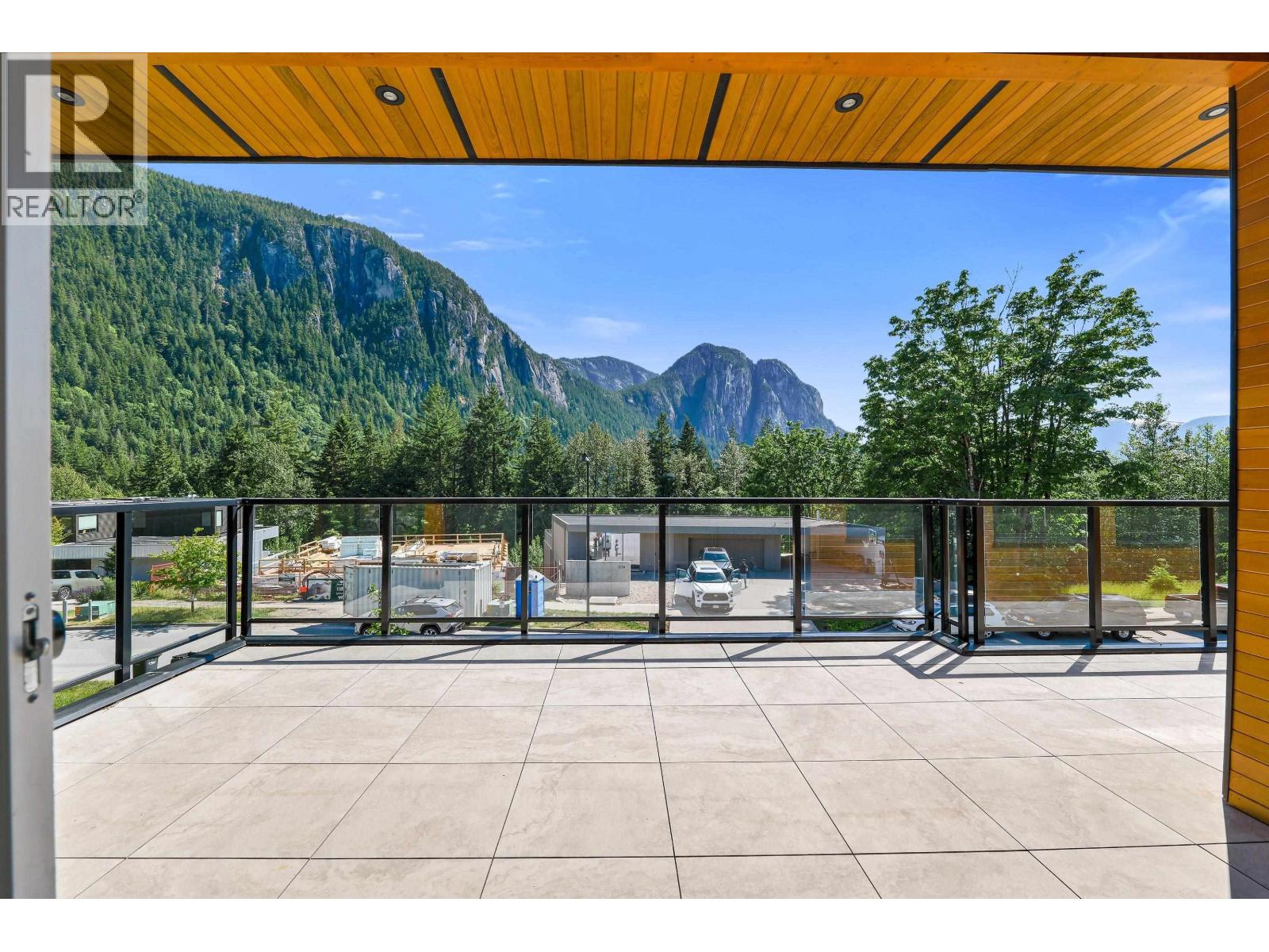 2237 Windsail Place, Squamish, British Columbia  V8B 0T6 - Photo 12 - R3132786