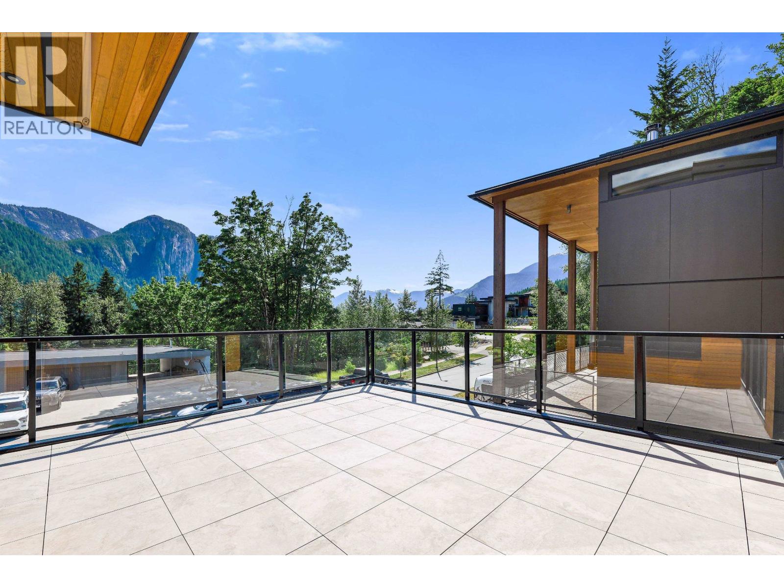2237 Windsail Place, Squamish, British Columbia  V8B 0T6 - Photo 16 - R3132786