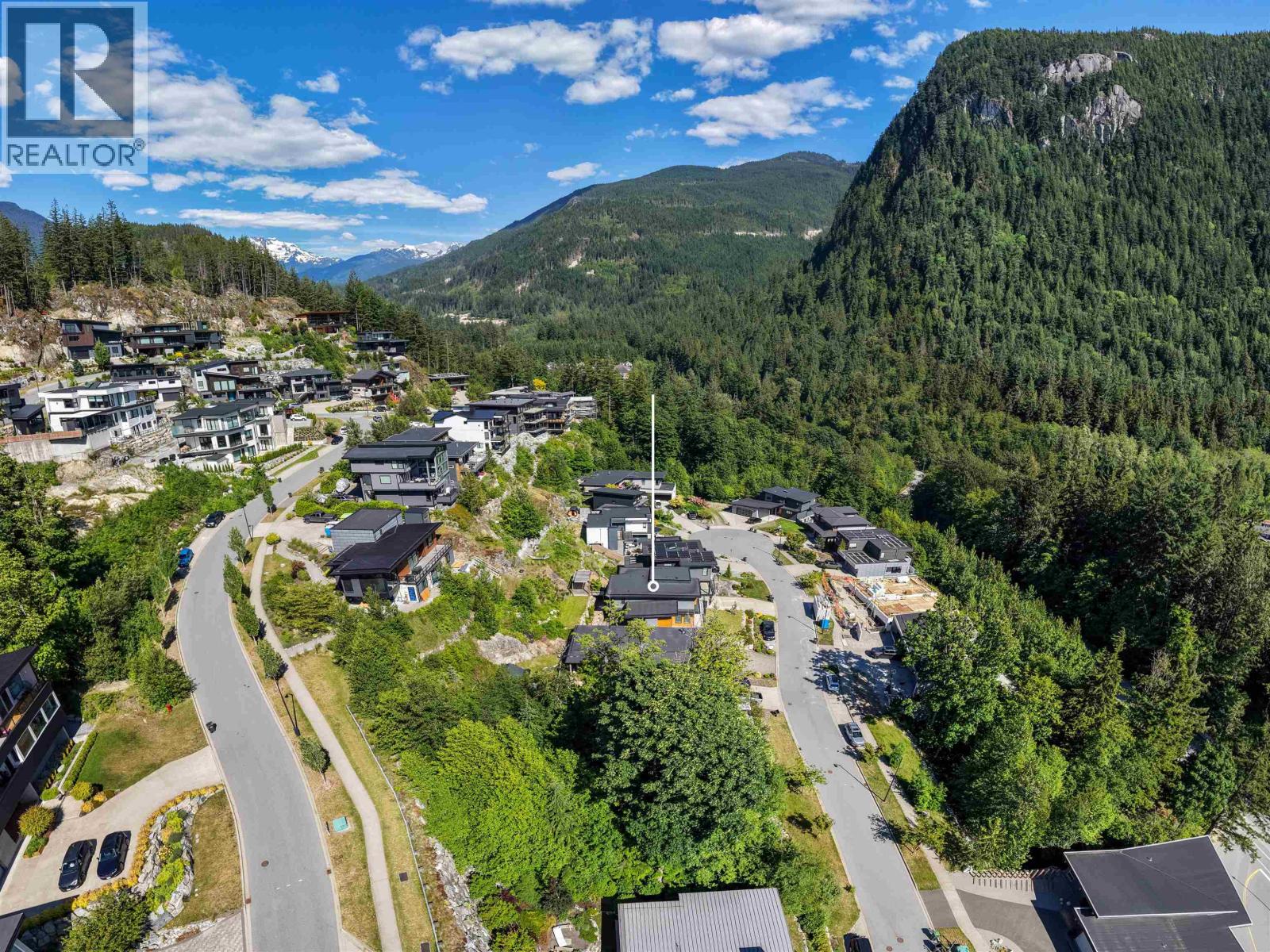 2237 Windsail Place, Squamish, British Columbia  V8B 0T6 - Photo 35 - R3132786
