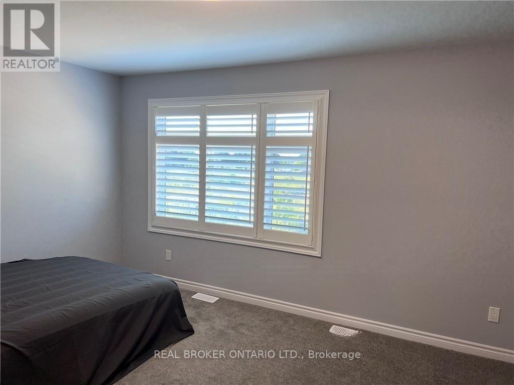 14 Upper Level - 5672 Dorchester Road, Niagara Falls, Ontario  L2G 4Y8 - Photo 13 - X13263016