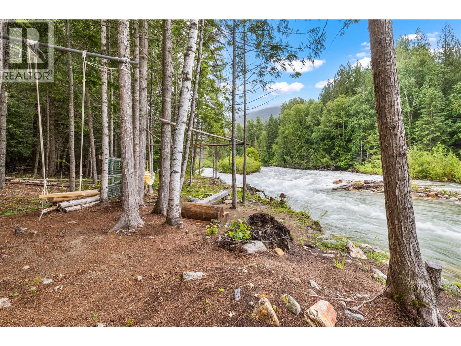 16424 Wadds Road, Crawford Bay, British Columbia  V0B 1E0 - Photo 48 - 10390341