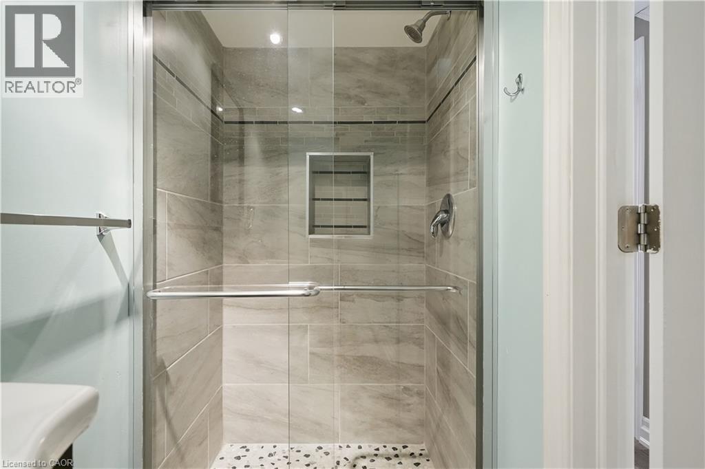 147 Thames Way, Hamilton, Ontario  L0R 1W0 - Photo 40 - 40837375