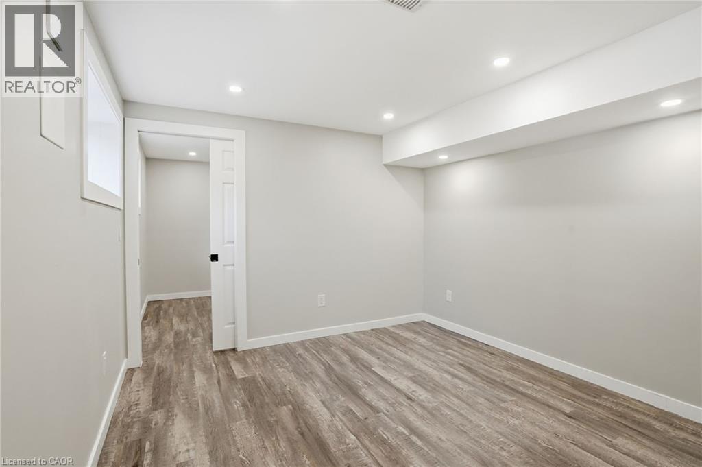 43 Fleming Crescent Unit# Lower, Caledonia, Ontario  N3W 0C3 - Photo 12 - 40837342