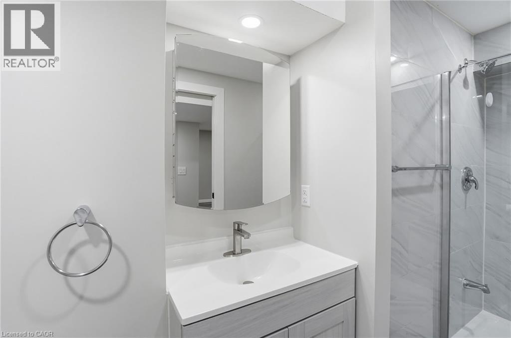 43 Fleming Crescent Unit# Lower, Caledonia, Ontario  N3W 0C3 - Photo 8 - 40837342